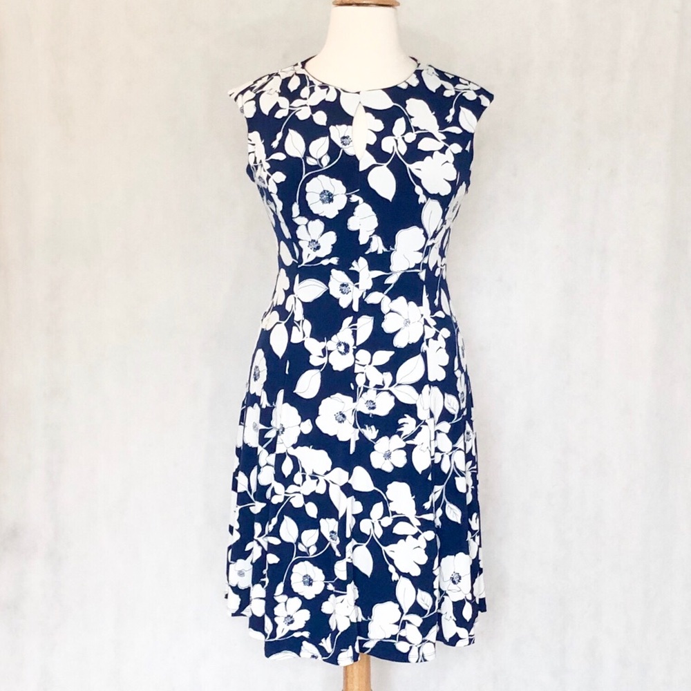 Liz Claiborne Navy and White Floral Knit Dress - Picture 1 of 8